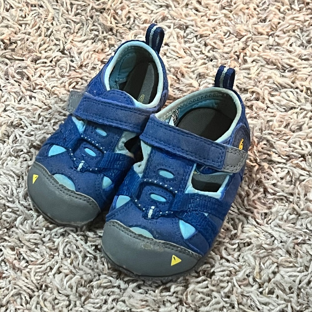 Keen Toddler Infant Blue Suede Shoes Size 18 months